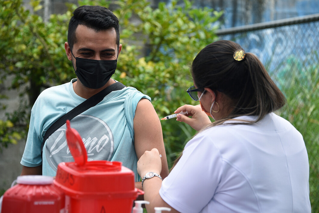 Vacunación contra el COVID