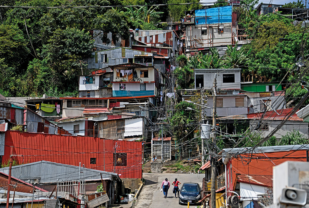 Casas en un precario