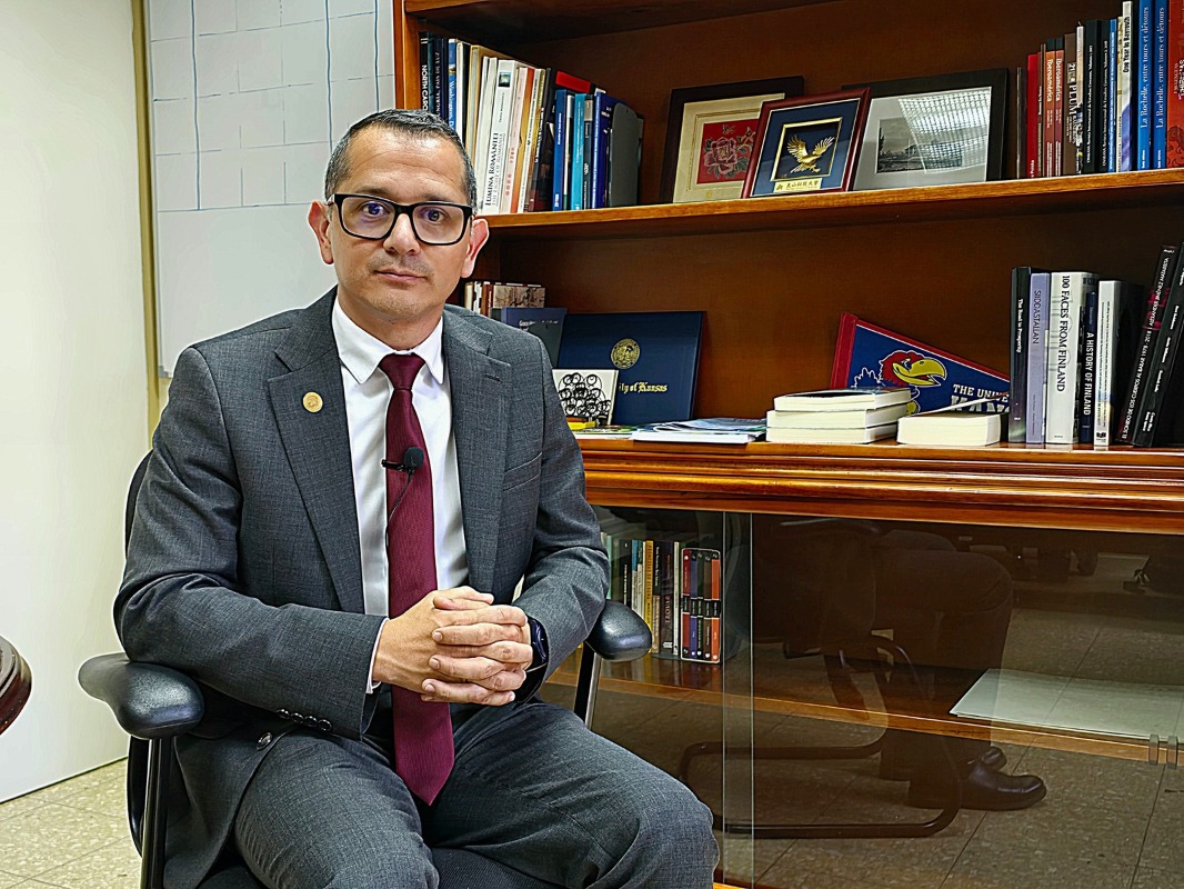 Las alianzas académico-científicas y la movilidad internacional de las comunidades universitarias para potenciar una cultura global conforman el proceso constante de internacionalización de la Universidad de Costa Rica. Foto: Archivo OCI. Dr. Luis Adrián Mora Rodríguez