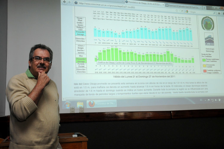 El Dr. Omar Lizano Núñez, oceanógrafo del Centro de Investigación en Ciencias del Mar y …