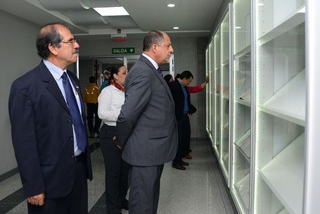 Luis Guillermo Solís libros 