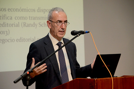 El Dr. Elías Sanz Casado impartió una conferencia el 23 de octubre en el auditorio de la Facultad …