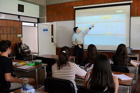 Aula Escuela de Biología