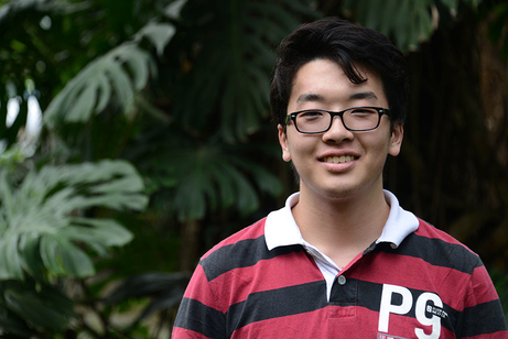 Víctor  Yeom tiene 16 años y cursa quinto año en el Colegio Científico Bilingüe Reina de los …