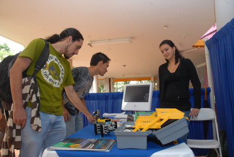 Primer campamento aeroespacial UCR