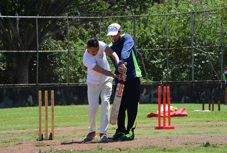 Este miércoles 11 de mayo se llevó a cabo un taller sobre Cricket (foto Karla Richmond …