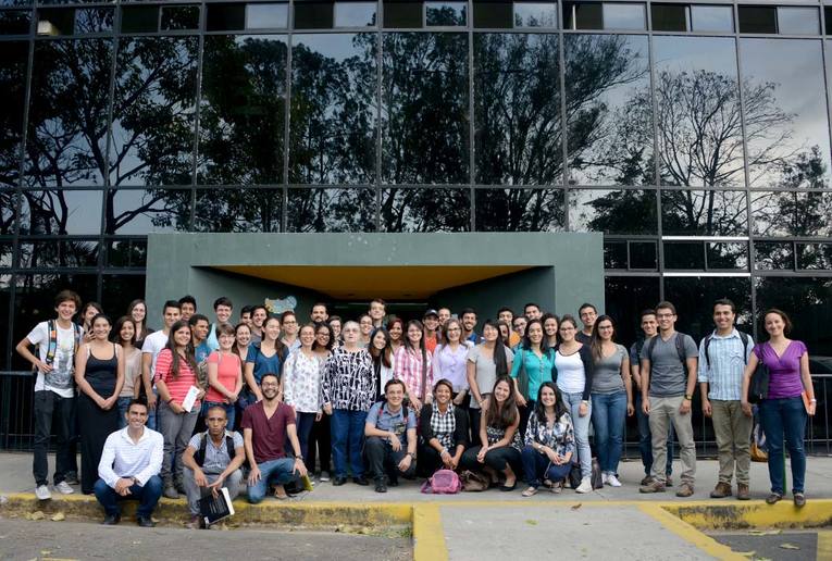 Foto 5 Visita Sandra Kauffman UCR 2016