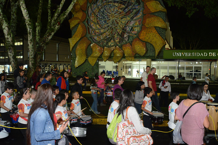 Desfile de faroles