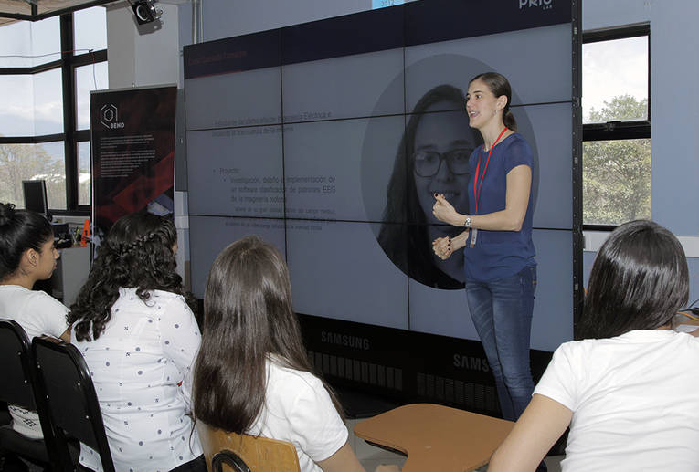 Foto 2 Mujeres UCR en la ciencia