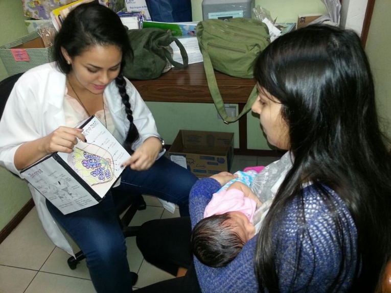 En Costa Costa Rica, solo dos de cada 8 bebés logran ser amamantados hasta los seis meses (foto …