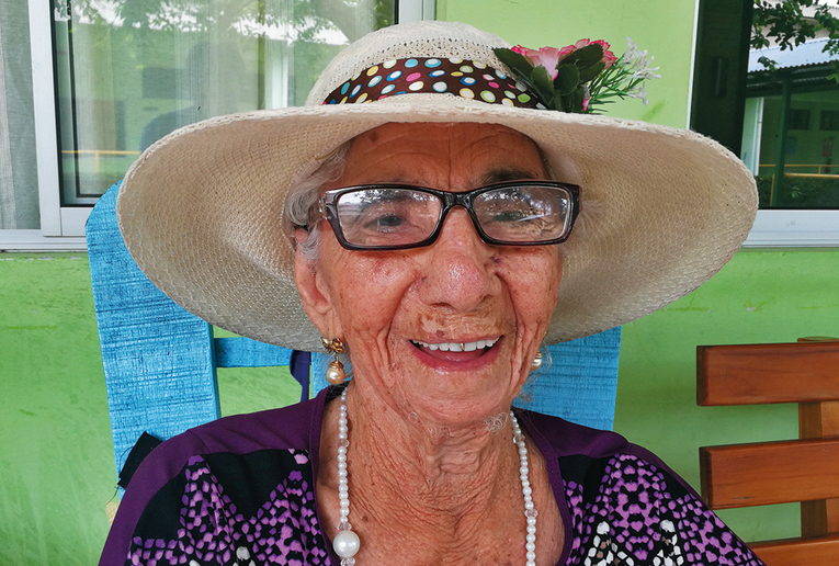  Ana Reyneri Fonseca Gutiérrez, una de las habitantes de la zona azul de Nicoya, Costa Rica, a …
