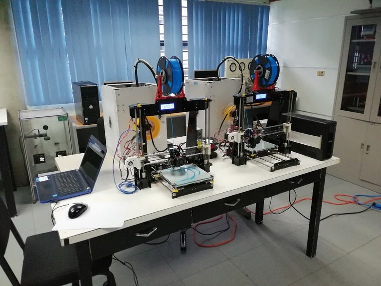Estas impresoras 3D realizan el trabajo de impresión de forma más rápida, pero trabajan sólo un …