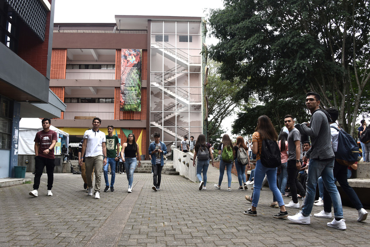 La Universidad de Costa Rica ofrece más de 80 opciones de estudio, divididas en 9 áreas …
