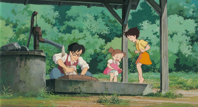  ¡La belleza de la cotidianidad! Mei y Satsuki junto con su padre. Imagen liberada por Studio …