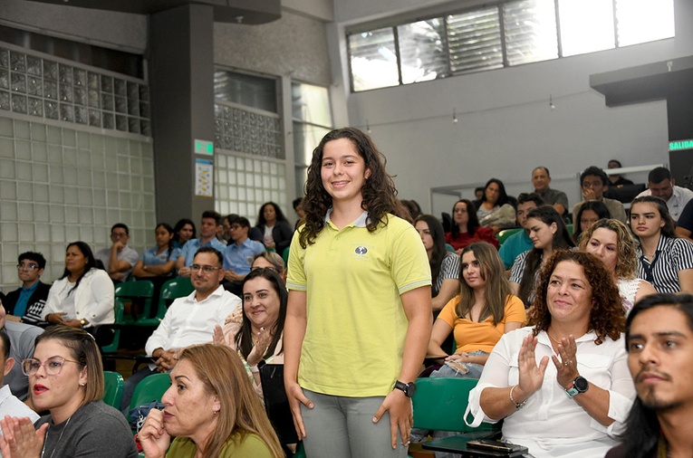 Bianca María Araya Murillo del Colegio Científico Interamericano IHS CATIE, obtuvo la segunda …