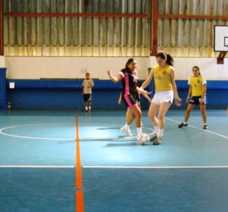En el campeonato de Torneos internos 2008, Is-kariotas el equipo femenino de fútbol sala se …