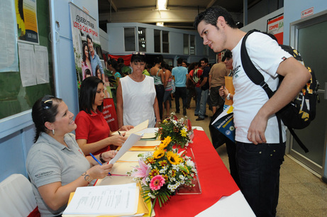 Feria empleo Puntarenas 2012