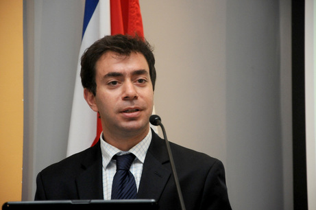Ezequiel Tacsir