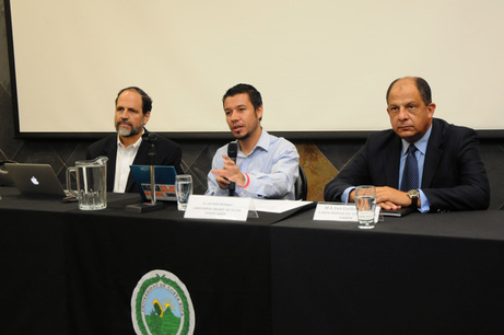 Mesa redonda: 