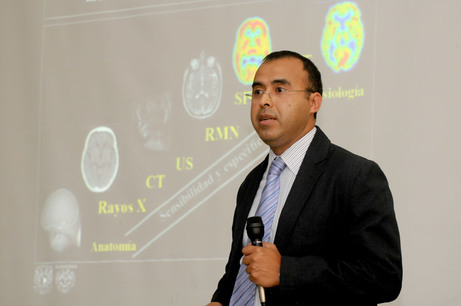El Dr. Miguel Ángel Ávila Rodríguez ofreció una conferencia en la que detalló la labor de la …