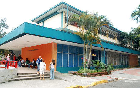 Edificio Facultad de Ciencias Económicas