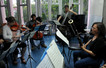 Grupo ensayando