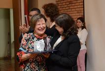 Saray Córdoba González cumplió 40 años de servir a la UCR, ella ha trabajado en la Sede de …