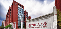 Profesores de la Universidad de Renmin, en Beijing, China, forman parte del cuerpo docente del …
