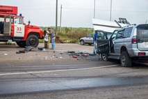 La reconstrucción de los accidentes en las carreteras se realiza mediante modelos físicos y …