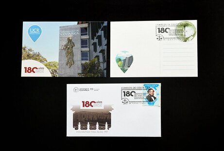 Sobre para carta y ambos lados de la tarjeta postal conmemorativos al 180 aniversario de la …