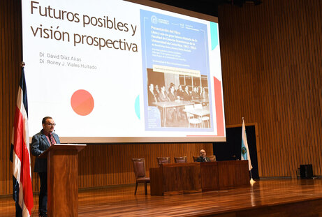 Presentación libro 80 aniversario Facultad de Ciencias Económicas