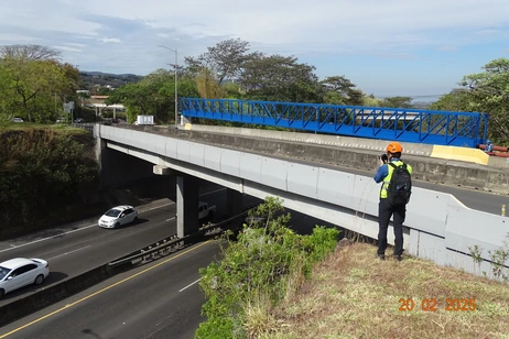 Evaluación de puentes LanammeUCR 
