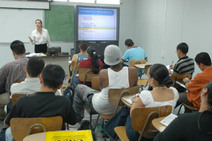 Profesora en clase