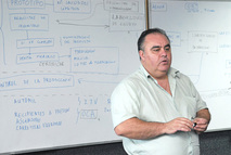 Dr. Vicente Díaz