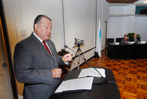 Luis Paulino Mora simposio violencia