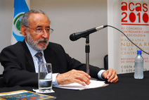 Dr. Edelberto Torres