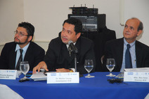 Rudolf Lücke,Marlon Yong, Max Soto