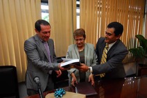 Rodolfo Navas, Yamileth González, Carlos Arroyo