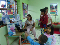 Taller de creatividad con niños en Sede de Occidente