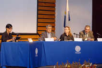 Conversatorio en el paraninfo de la UNED