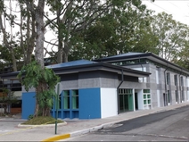 iis inauguró su nueva sedecon un lucido acto el instituto de investigaciones sociales (iis) inauguró su nuevo edificio. con la presencia de las autoridades universitarias, funcionarios y estudiantes el iis dio por concluido este proyecto cuya idea surgió hace 13 años.con una inversión superior a los ₡650 millones la edificación contará con mayor espacio para los investigadores y un sitio dedicado al centro integrado de documentación centroamericana en ciencias sociales (cidcacs), que contiene más de 32000 documentos especializados en las ciencias sociales. el edificio contará con la mejor tecnología para garantizar la seguridad de los funcionarios, visitantes y el resguardo de los bienes. este es el inicio de las actividades del 40 aniversario del iis, para el que se han organizado una serie de actividades a lo largo del año 2015