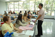 profesor en clases
