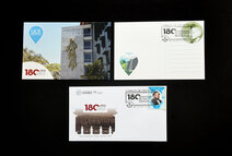 Sobre para carta y ambos lados de la tarjeta postal conmemorativos al 180 aniversario de la …