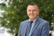 Retrato de Allen Quesada Pacheco, director de la Escuela de Lenguas Modernas