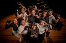 Elenco de la obra Trascender