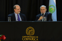 El jueves 3 de diciembre del 2015 la UCR entregó al sociólogo guatemalteco Edelberto Torres Rivas …