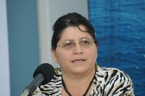 La Dra. Helena Molina Ureña investigadora del Centro de Investigación en Ciencias del Mar y …
