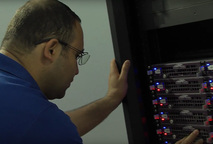El Dr. Cristopher Camacho Leandro, profesor e investigador de la Escuela de Química de la UCR, es …